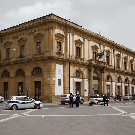 Duomo Suite Καλτανισέττα Εξωτερικό φωτογραφία